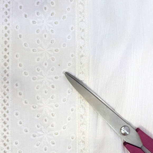 NWT Torrid | Sleeveless Gauze Flyaway Tank Cloud Dancer White | Size 2X (18-20) - Picture 12 of 12